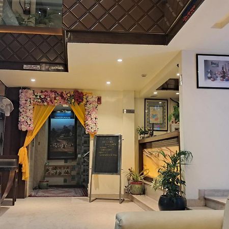 Hotel Opulence Pathankot Exterior photo