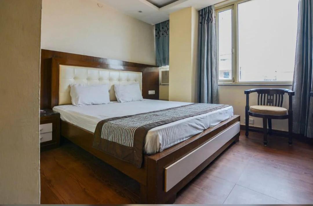 Hotel Opulence Pathankot Exterior photo
